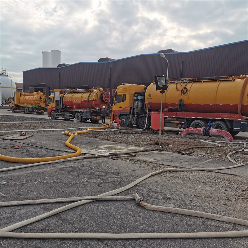 安平污水池清理